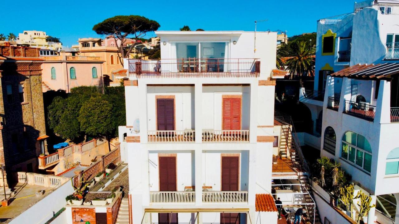 Be Your Home - Appartamento 4 Camere Sul Mare Scesa Al Mare Privata Santa Marinella Bagian luar foto