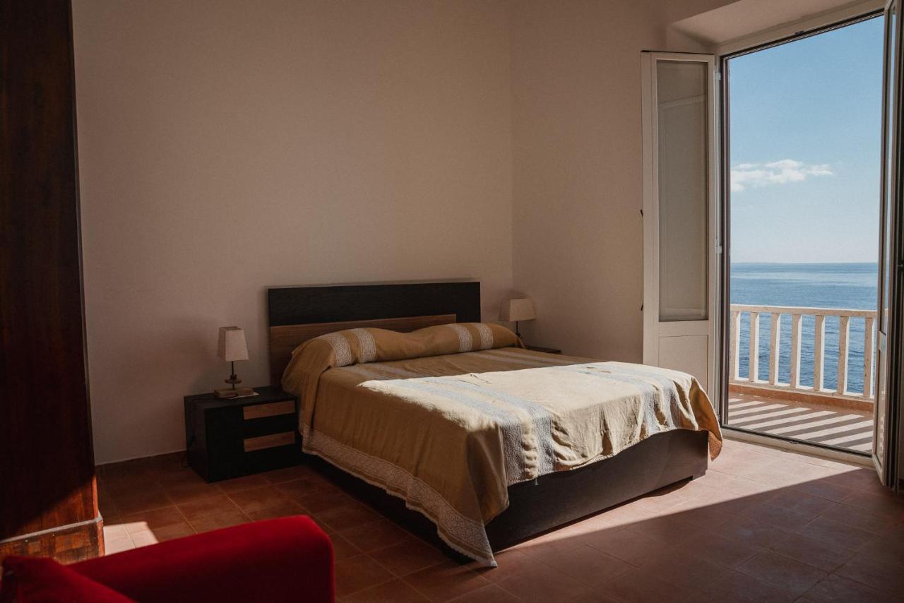Be Your Home - Appartamento 4 Camere Sul Mare Scesa Al Mare Privata Santa Marinella Bagian luar foto