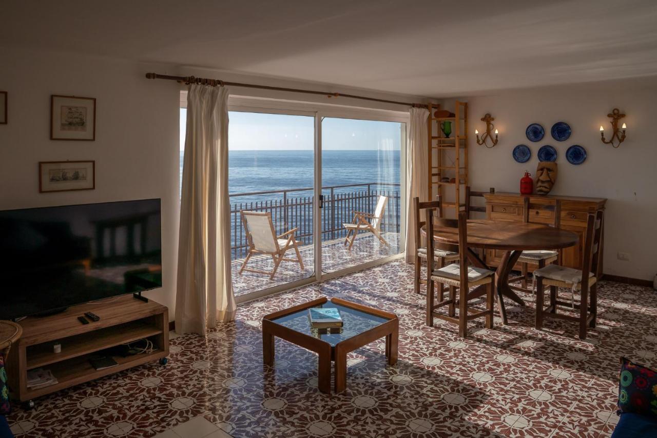 Be Your Home - Appartamento 4 Camere Sul Mare Scesa Al Mare Privata Santa Marinella Bagian luar foto