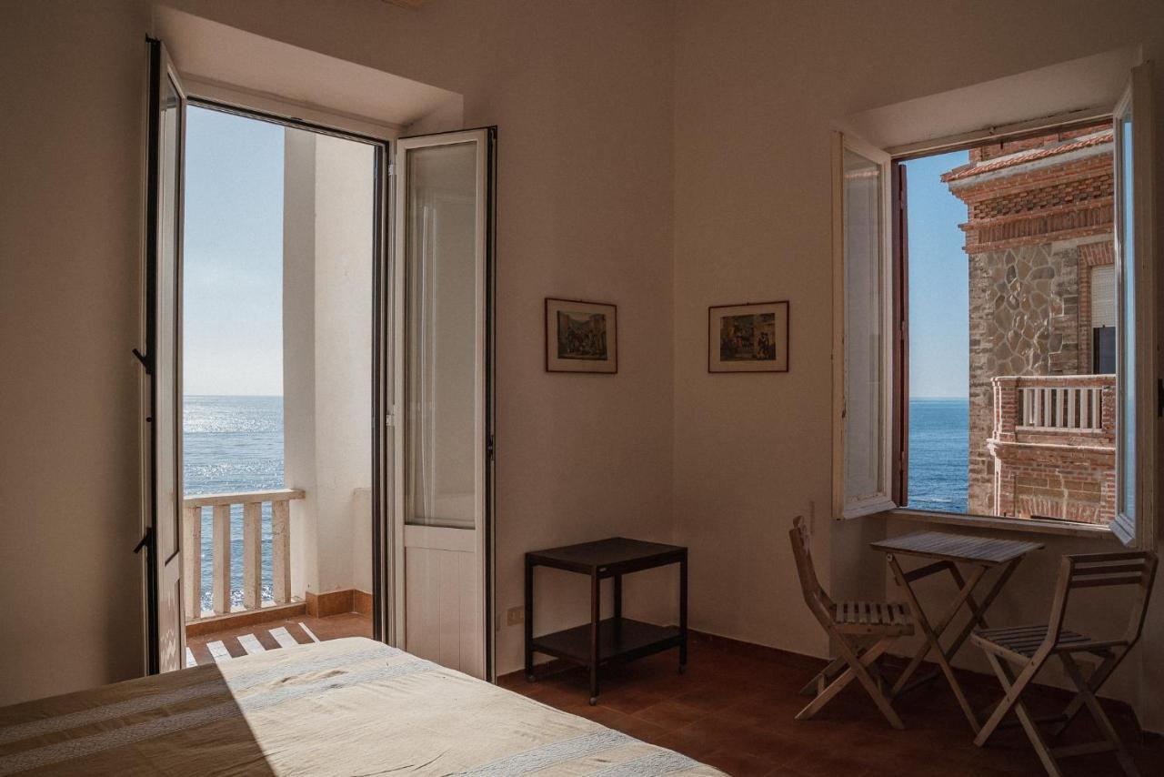 Be Your Home - Appartamento 4 Camere Sul Mare Scesa Al Mare Privata Santa Marinella Bagian luar foto