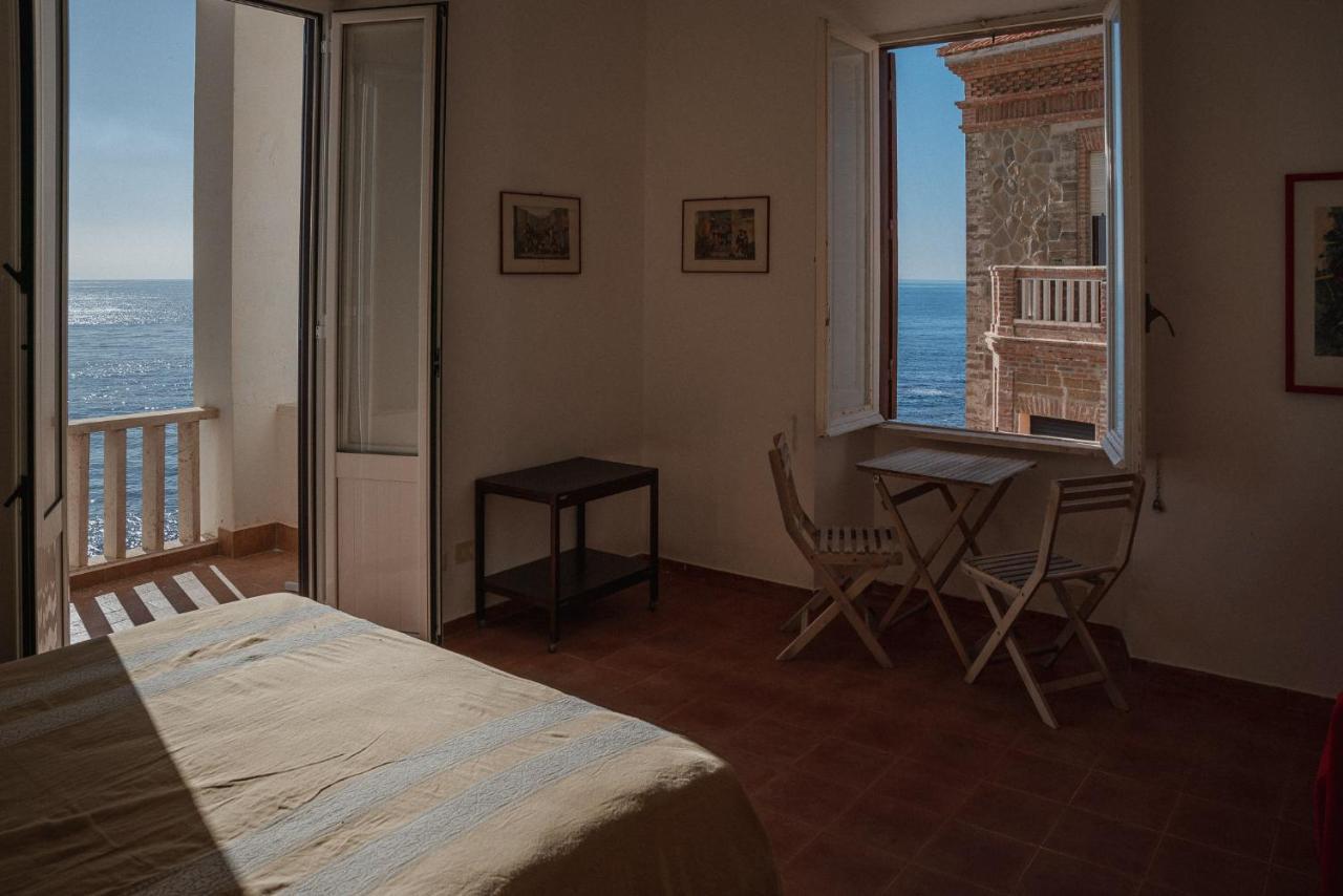 Be Your Home - Appartamento 4 Camere Sul Mare Scesa Al Mare Privata Santa Marinella Bagian luar foto